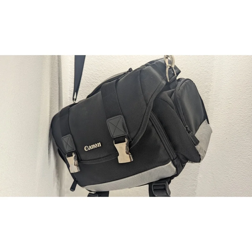 Camera Canon Camera Bag Travel Shoulder Strap Several Pockets Metal Clips